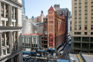 Illustration for article titled Nueva York por fin tiene una estación de metro moderna
